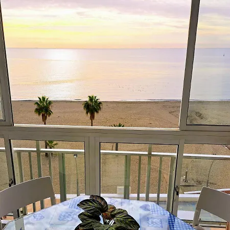 Apartment Sea Breeze
